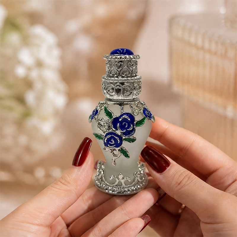 4pcs Crystal Perfume Essential Oil Bottle 8ml D9363 4pcs كريستال عطر زجاجة الزيوت الأساسية 8 مل D9363