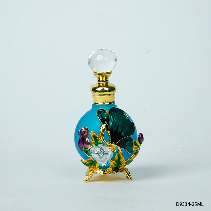 1pcs Crystal Perfume Essential Oil Bottle 25ml 4colors D9334 1pcs زجاجة الزيوت العطر الكريستال 25ml اللون D9334