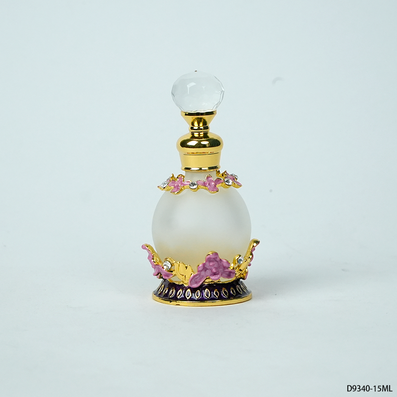 4pcs Crystal Perfume Essential Oil Bottle 15ml D9340 4pcs كريستال عطر زجاجة الزيوت الأساسية 15 مل D9340