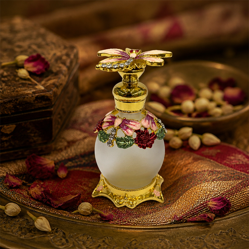 4pcs Crystal Perfume Essential Oil Bottle 15ml D9307 4pcs كريستال عطر زجاجة الزيوت الأساسية 15 مل D9307