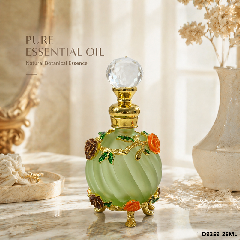 1pcs Crystal Perfume Essential Oil Bottle 25ml 4colors D9359   1pcs زجاجة النفط العطر الكريستال 25 مل اللون D9359