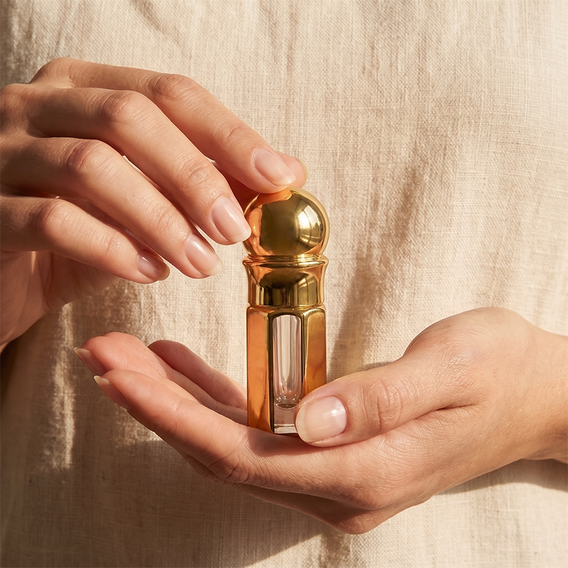 1pcs Crystal Perfume Essential Oil Bottle 3ml A130C-gold  1pcs كريستال عطر زجاجة الزيوت الأساسية 3ml A130C الذهبي