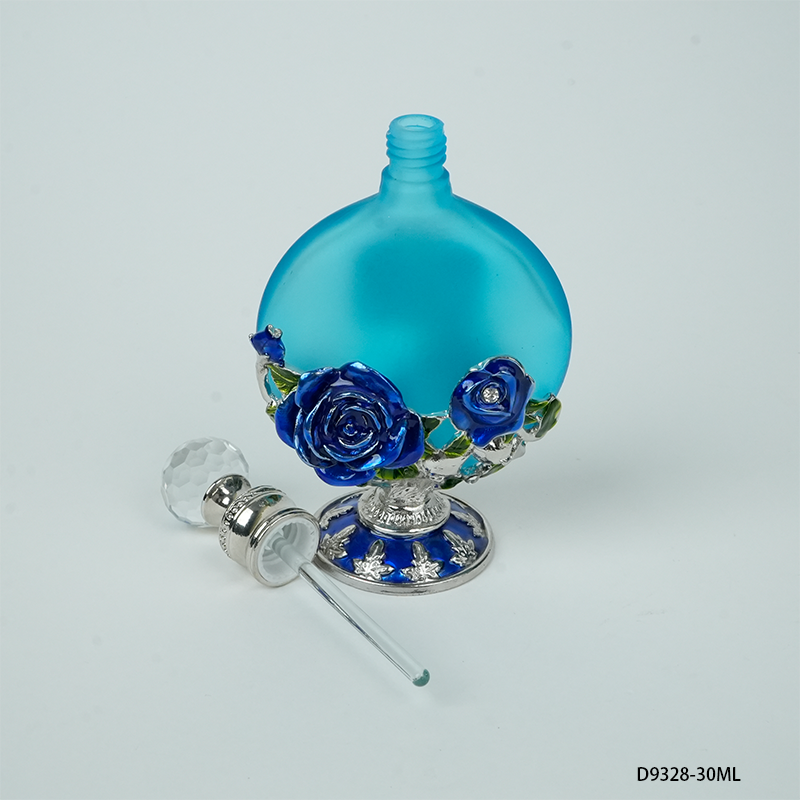 4pcs Crystal Perfume Essential Oil Bottle 30ml D9328  4pcs كريستال عطر زجاجة الزيوت الأساسية 30 مل D9328