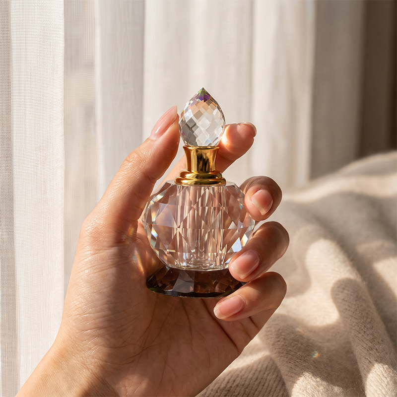 1pcs Crystal Perfume Essential Oil Bottle 10ml B0093 1 قطعة زجاجة عطر زيت أساسي بلورية 10 مل B0093