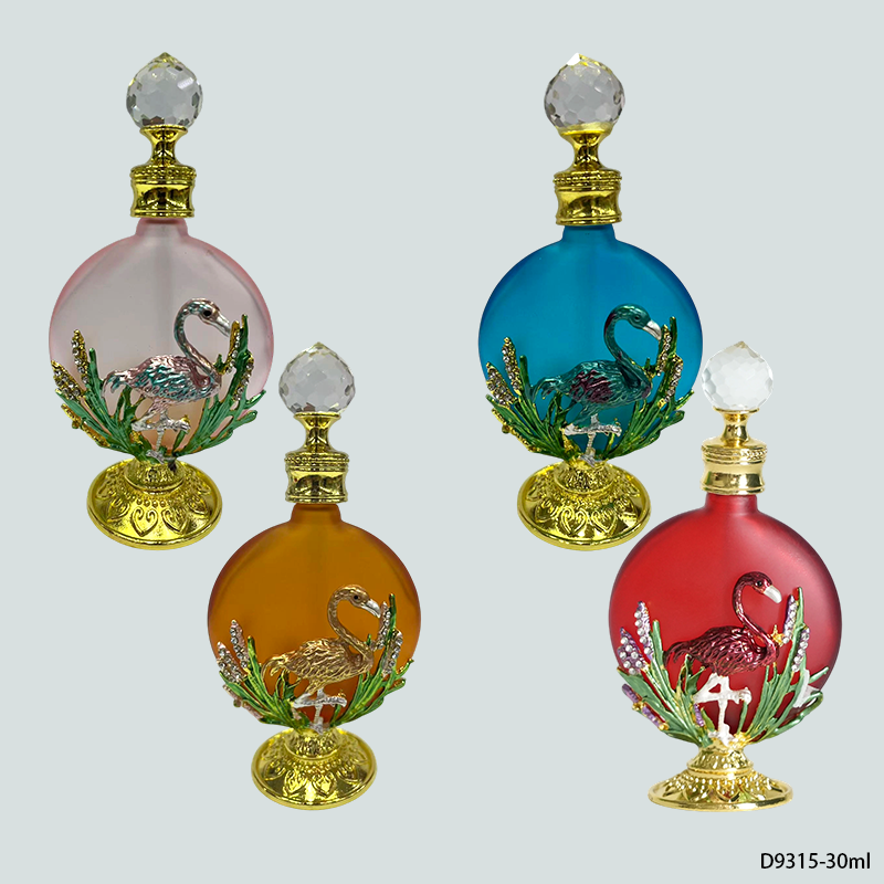 4pcs Crystal Perfume Essential Oil Bottle 30ml D9315   4pcs كريستال عطر زجاجة الزيوت الأساسية 30 مل D9315